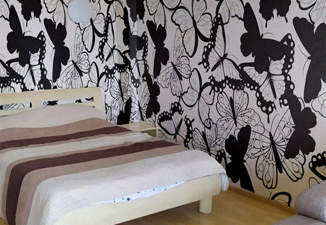 Черно-белые бабочки - фотообои в спальню Одесса
